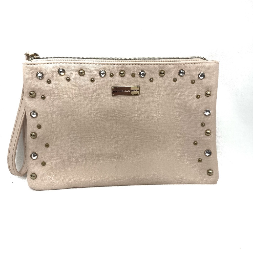 New York and Co Light Pink Wristlet